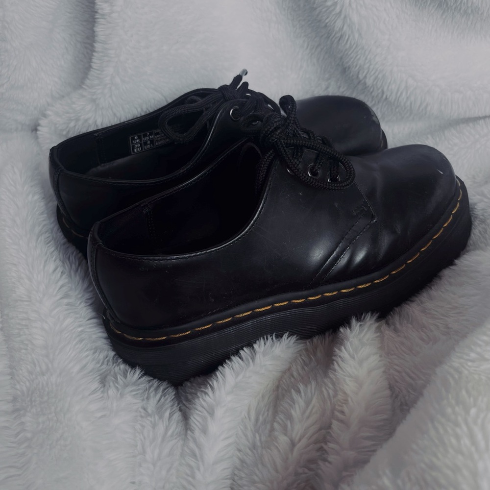 Dr. Martins Loafers size 8.5 in women’s 🖤 Lightly worn
